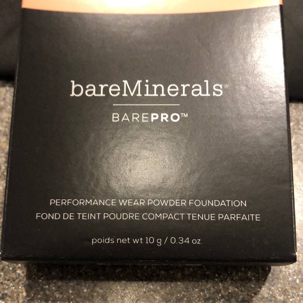 Brand new!!  bareMinerals Performance wear powder. Color: warm natural 12